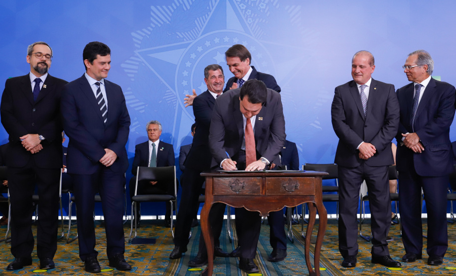 São José dos Pinhais, na Região Metropolitana de Curitiba, foi escolhida pelo Ministério da Justiça e Segurança Pública como representante do Sul para a implementação do projeto-piloto Em Frente Brasil - Programa Nacional de Enfrentamento à Criminalidade Violenta