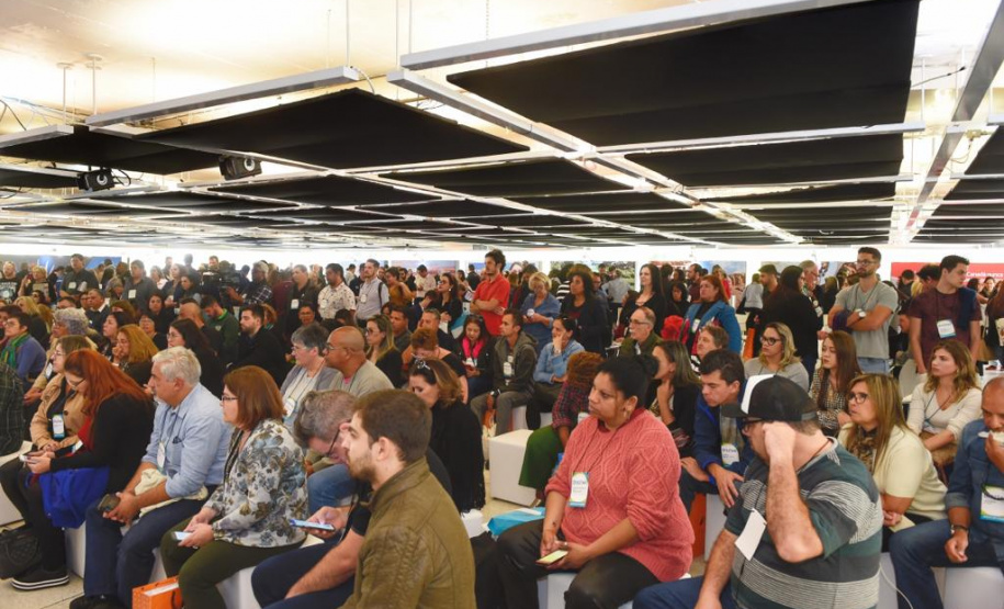 As ações implantadas pelo Governo do Estado para o desenvolvimento do turismo foram apresentadas nesta quinta-feira (29) no evento Experiência Braztoa Sul 2019, realizada no Museu Oscar Niemeyer, em Curitiba. O evento é voltado a agentes de viagem e profissionais de turismo. Foto: Denis Ferreira Netto/SEDEST