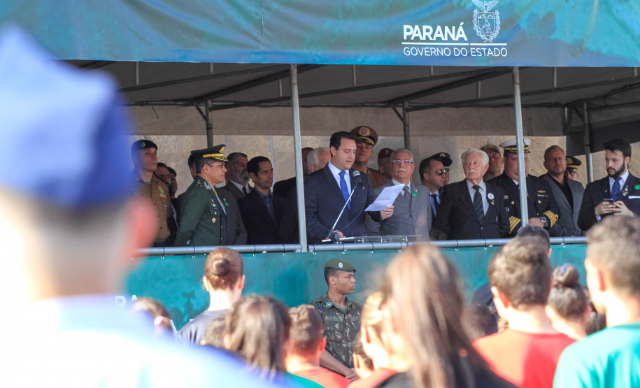 Solenidade de abertura das comemorações da Semana da Pátria 2019. O evento ocorreu no estacionamento do Palácio Iguaçu, em Curitiba, com a participação do governador Carlos Massa Ratinho Junior e comandantes das Forças Armadas, da Polícia Militar do Paraná e da Liga de Defesa Nacional.Foto: Valdelino Pontes