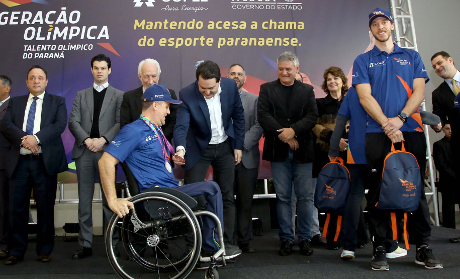O governador Carlos Massa Ratinho Junior anunciou nesta segunda-feira (02), no Palácio Iguaçu, a nova fase do programa de apoio à formação de atletas olímpicos. Patrocinado pela Copel, o ?Geração Olímpica? é o maior programa de bolsa-atleta do País. Curitiba,02/09/2019 Foto:Jaelson Lucas / AEN