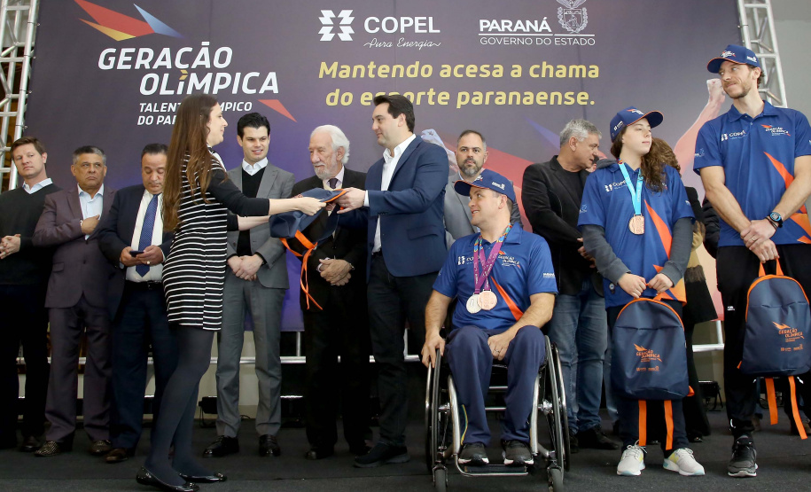 O governador Carlos Massa Ratinho Junior anunciou nesta segunda-feira (02), no Palácio Iguaçu, a nova fase do programa de apoio à formação de atletas olímpicos. Patrocinado pela Copel, o ?Geração Olímpica? é o maior programa de bolsa-atleta do País. Curitiba,02/09/2019 Foto:Jaelson Lucas /AEN