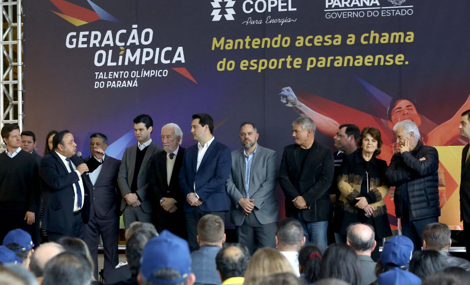 O governador Carlos Massa Ratinho Junior anunciou nesta segunda-feira (02), no Palácio Iguaçu, a nova fase do programa de apoio à formação de atletas olímpicos. Patrocinado pela Copel, o ?Geração Olímpica? é o maior programa de bolsa-atleta do País. Curitiba,02/09/2019 Foto:Jaelson Lucas /AEN