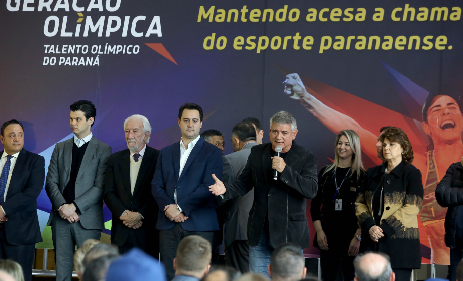 O governador Carlos Massa Ratinho Junior anunciou nesta segunda-feira (02), no Palácio Iguaçu, a nova fase do programa de apoio à formação de atletas olímpicos. Patrocinado pela Copel, o ?Geração Olímpica? é o maior programa de bolsa-atleta do País. Curitiba,02/09/2019 Foto:Jaelson Lucas /AEN