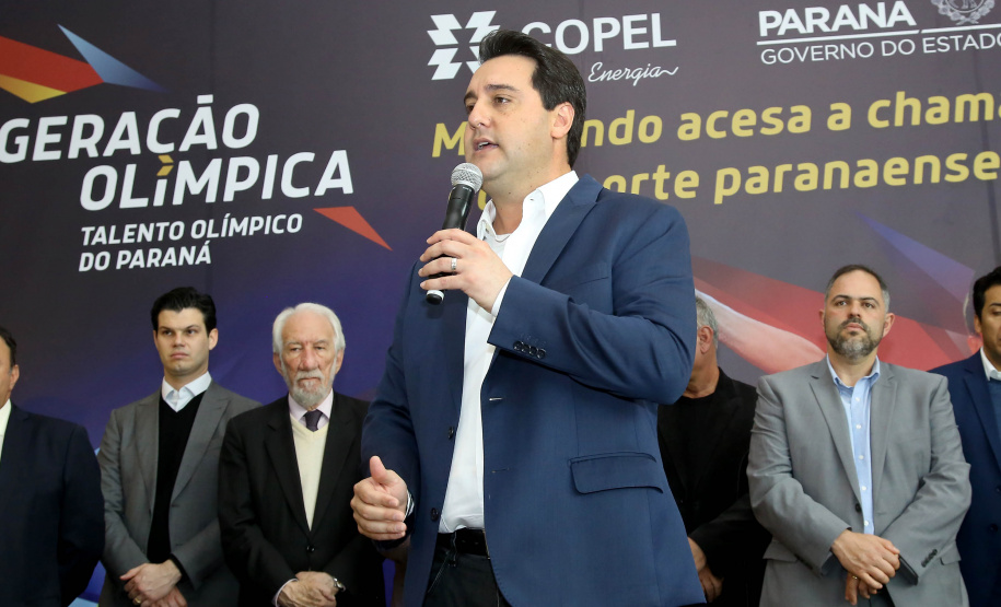 O governador Carlos Massa Ratinho Junior anunciou nesta segunda-feira (02), no Palácio Iguaçu, a nova fase do programa de apoio à formação de atletas olímpicos. Patrocinado pela Copel, o ?Geração Olímpica? é o maior programa de bolsa-atleta do País. Curitiba,02/09/2019 Foto:Jaelson Lucas /AEN
