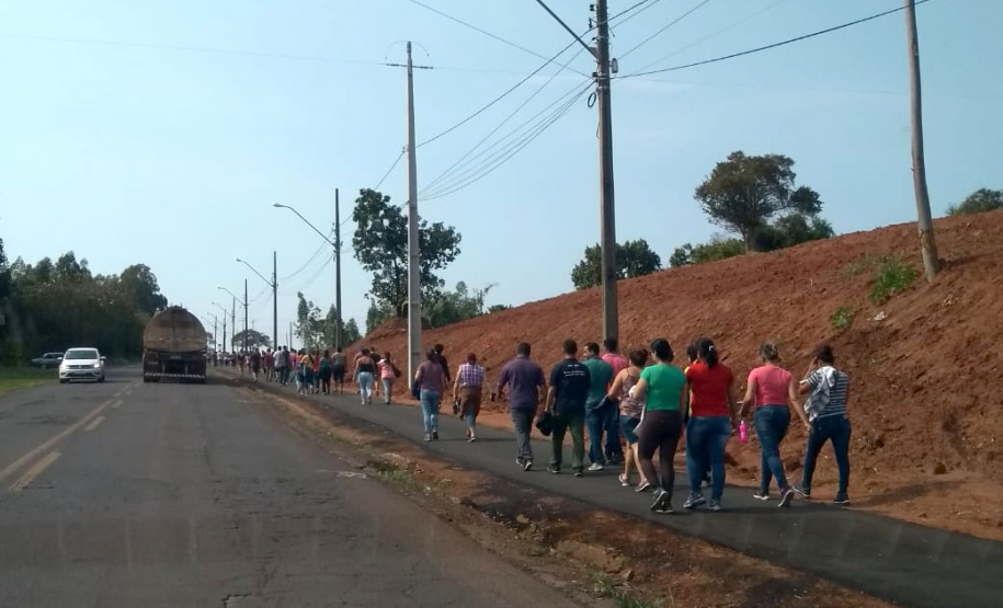 O Governo do Estado está investindo R$ 74,4 milhões em obras de rodovias da região Noroeste. Estão em andamento a duplicação da PR-323, de Paiçandu até Doutor Camargo, e a construção de uma ciclovia no município de Terra Boa, na PR-082. As obras são executadas pelo Departamento de Estradas de Rodagem do Paraná (DER-PR). Foto: Divulgação/DER