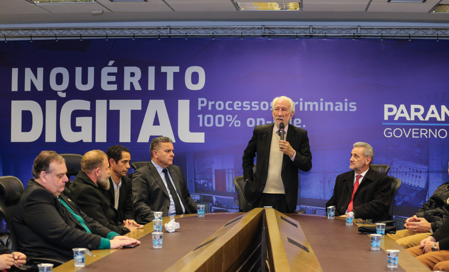 O  vice governador Darci Piana participa nesta segunda-feira (02) da apresentação da consolidação do Inquérito Digital Paraná. Com este sistema, que já foi implantado, todas as etapas dos inquéritos policiais passam a ser digitais, garantindo mais agilidade e economia.   02/09/2019 -Foto: Geraldo Bubniak/AEN
