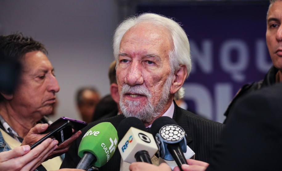 O  vice governador Darci Piana participa nesta segunda-feira (02) da apresentação da consolidação do Inquérito Digital Paraná. Com este sistema, que já foi implantado, todas as etapas dos inquéritos policiais passam a ser digitais, garantindo mais agilidade e economia.   02/09/2019 -Foto: Geraldo Bubniak/AEN