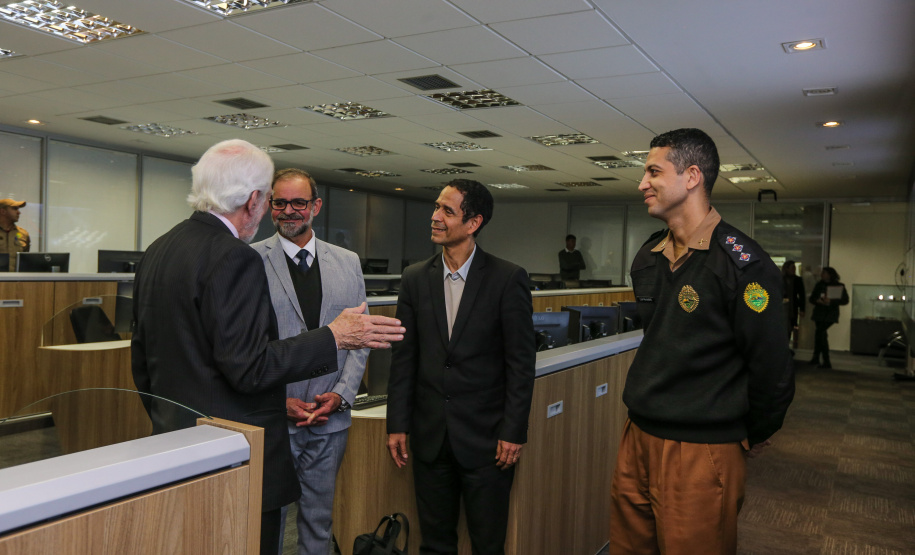 O  vice governador Darci Piana participa nesta segunda-feira (02) da apresentação da consolidação do Inquérito Digital Paraná. Com este sistema, que já foi implantado, todas as etapas dos inquéritos policiais passam a ser digitais, garantindo mais agilidade e economia.   02/09/2019 -Foto: Geraldo Bubniak/AEN