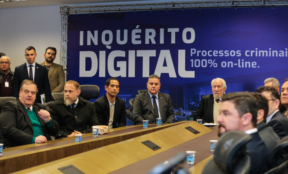 O  vice governador Darci Piana participa nesta segunda-feira (02) da apresentação da consolidação do Inquérito Digital Paraná. Com este sistema, que já foi implantado, todas as etapas dos inquéritos policiais passam a ser digitais, garantindo mais agilidade e economia.   02/09/2019 -Foto: Geraldo Bubniak/AEN