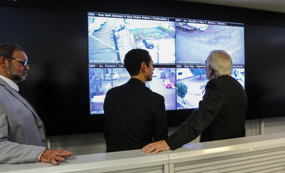 O  vice governador Darci Piana participa nesta segunda-feira (02) da apresentação da consolidação do Inquérito Digital Paraná. Com este sistema, que já foi implantado, todas as etapas dos inquéritos policiais passam a ser digitais, garantindo mais agilidade e economia.   02/09/2019 -Foto: Geraldo Bubniak/AEN