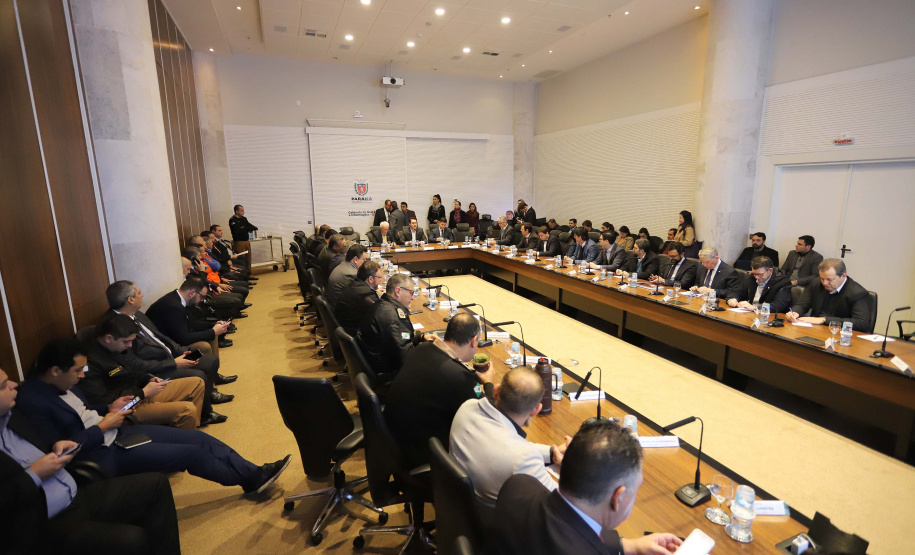 O governador Carlos Massa Ratinho Junior reunido com seu secretariado.Curitiba, 03-09-19.Foto: Arnaldo Alves / ANPr.