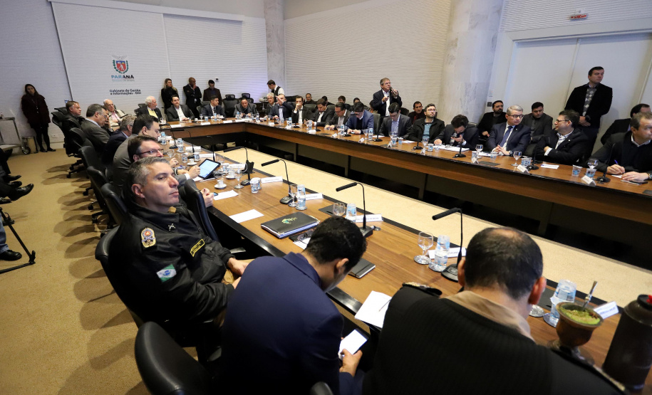 O governador Carlos Massa Ratinho Junior reunido com seu secretariado.Curitiba, 03-09-19.Foto: Arnaldo Alves / ANPr.