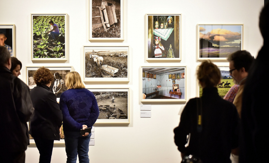 Abertura da exposição "Aproximações" de João Urban, no Museu Paranaense(MP).Curitiba, 22 de agosto de 2019.Foto: Kraw Penas/SECC