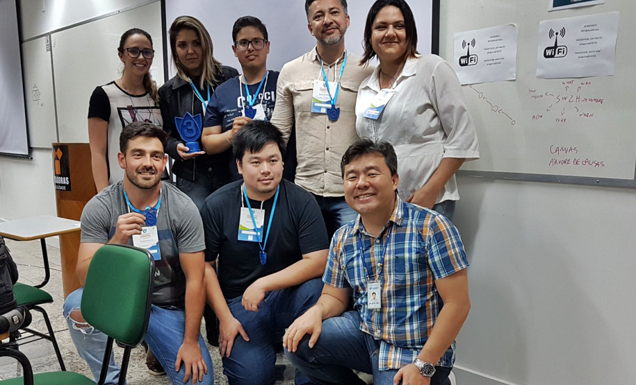 Assoreamento. Este foi o impacto/desafio que a equipe vencedora do 1o. Hackathon Ambiental de Londrina propôs solucionar. A maratona de desenvolvimento tecnológico, realizada pela Companhia de Saneamento do Paraná (Sanepar), Faculdade Pitágoras e Universidade Tecnológica Federal do Paraná (UTFPR), envolveu 100 alunos das diferentes habilitações em Engenharia das duas instituições de ensino no último fim de semana. Foto: Divulgação/Sanepar