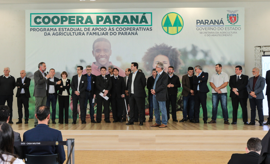 O governador Carlos Massa Ratinho Junior lança nesta terça-feira (03) o Programa de Apoio ao Cooperativismo da Agricultura Familiar no Palácio Iguaçu.   03/09/2019 - Foto: Geraldo Bubniak/AEN