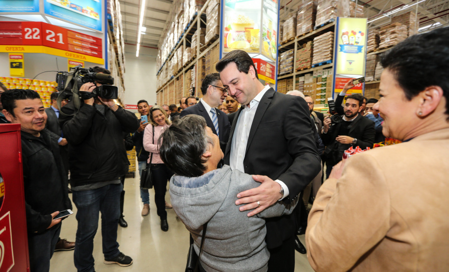 O governador Carlos Massa Ratinho Junior participa nesta quarta-feira (04) da   inauguração do Max Atacadista de Pinhais, na Região Metropolitana de Curitiba.   03/09/2019 - Foto: Geraldo Bubniak/AEN