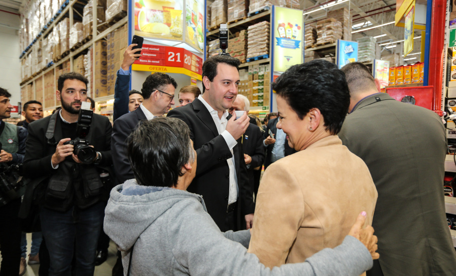 O governador Carlos Massa Ratinho Junior participa nesta quarta-feira (04) da   inauguração do Max Atacadista de Pinhais, na Região Metropolitana de Curitiba.   03/09/2019 - Foto: Geraldo Bubniak/AEN