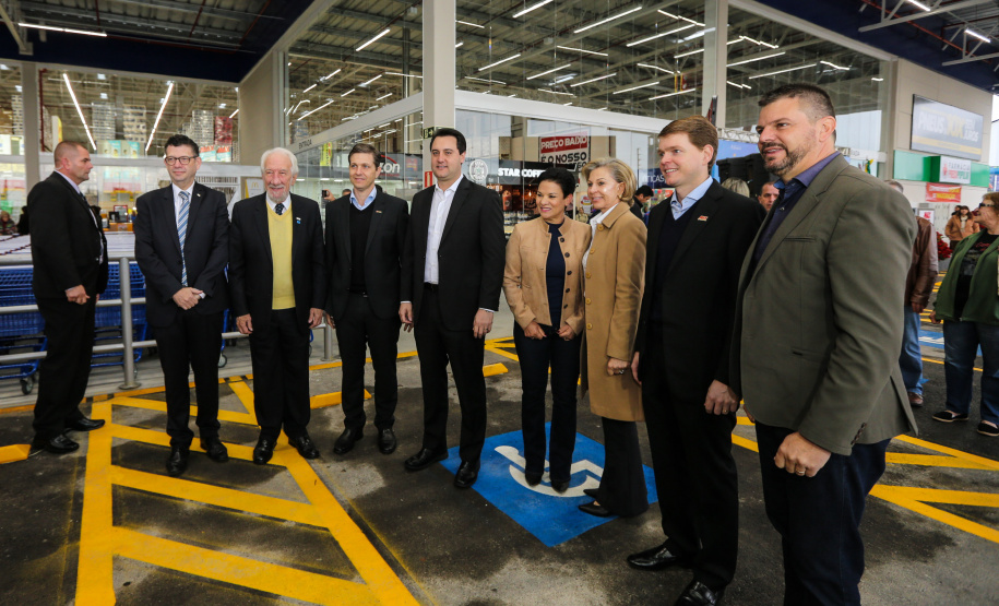 O governador Carlos Massa Ratinho Junior participa nesta quarta-feira (04) da   inauguração do Max Atacadista de Pinhais, na Região Metropolitana de Curitiba.   03/09/2019 - Foto: Geraldo Bubniak/AEN