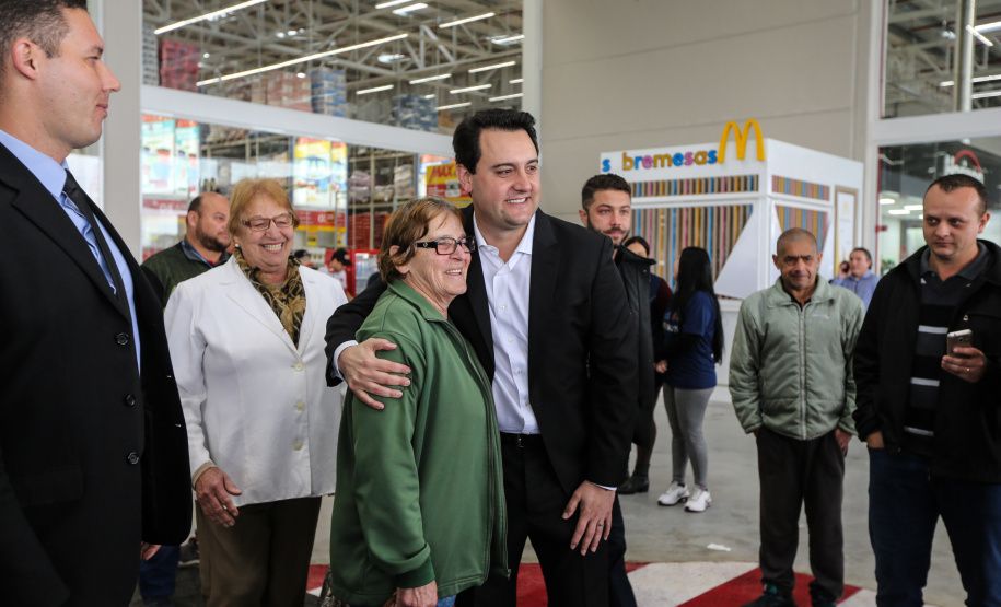 O governador Carlos Massa Ratinho Junior participa nesta quarta-feira (04) da   inauguração do Max Atacadista de Pinhais, na Região Metropolitana de Curitiba.   03/09/2019 - Foto: Geraldo Bubniak/AEN