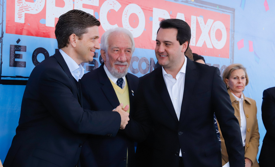 O governador Carlos Massa Ratinho Junior destacou nesta quarta-feira (4) os empreendimentos do setor comercial, inaugurados nesta semana, e que geram 600 novos empregos em Curitiba e Região Metropolitana