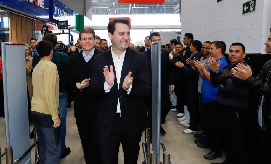 O governador Carlos Massa Ratinho Junior destacou nesta quarta-feira (4) os empreendimentos do setor comercial, inaugurados nesta semana, e que geram 600 novos empregos em Curitiba e Região Metropolitana