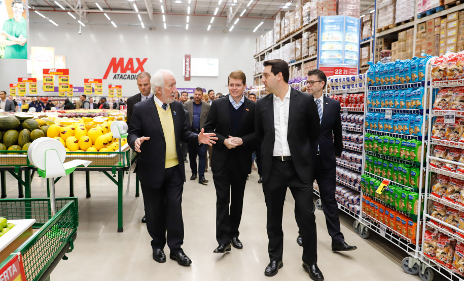 O governador Carlos Massa Ratinho Junior destacou nesta quarta-feira (4) os empreendimentos do setor comercial, inaugurados nesta semana, e que geram 600 novos empregos em Curitiba e Região Metropolitana
