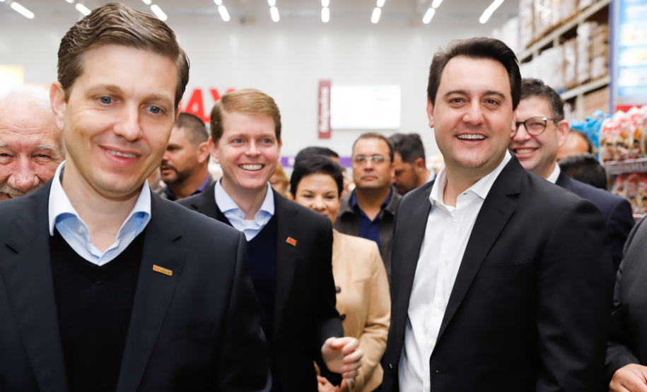 O governador Carlos Massa Ratinho Junior destacou nesta quarta-feira (4) os empreendimentos do setor comercial, inaugurados nesta semana, e que geram 600 novos empregos em Curitiba e Região Metropolitana