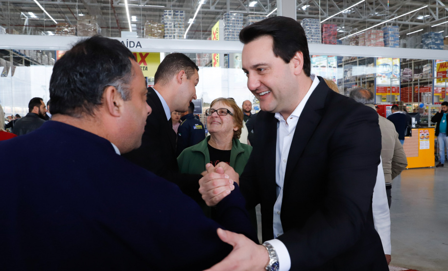 O governador Carlos Massa Ratinho Junior destacou nesta quarta-feira (4) os empreendimentos do setor comercial, inaugurados nesta semana, e que geram 600 novos empregos em Curitiba e Região Metropolitana
