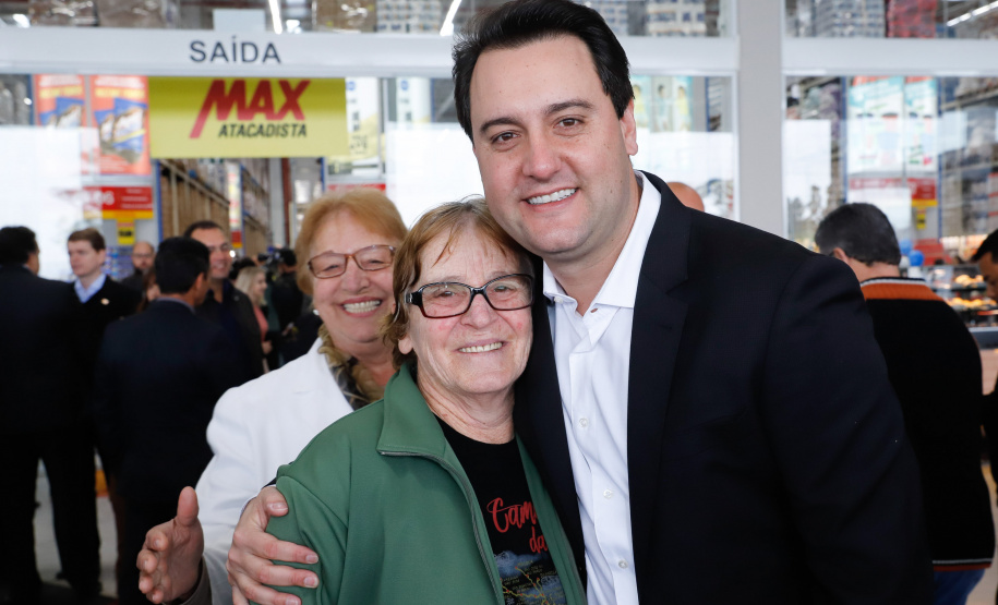 O governador Carlos Massa Ratinho Junior destacou nesta quarta-feira (4) os empreendimentos do setor comercial, inaugurados nesta semana, e que geram 600 novos empregos em Curitiba e Região Metropolitana