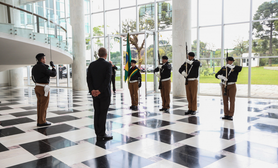 O governador Carlos Massa Ratinho Junior recebe nesta quarta-feira (04) o embaixador da Dinamarca no Brasil, Nicolai Prytz no Palácio Iguaçu acompanhado do vice-governador Darci Piani.   03/09/2019 - Foto: Geraldo Bubniak/AEN