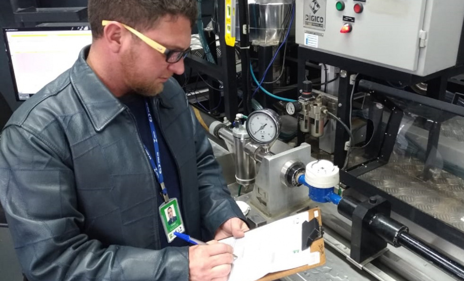 Inmetro comprova eficiência dos hidrômetros em Cascavel. Foto: Divulgação/Sanepar