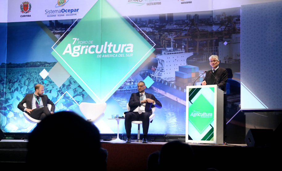 A capacidade do Brasil, e particularmente do Paraná, de produzir alimentos de qualidade e de conquistar mais mercados pelo mundo foram destacados pelo secretário da Agricultura e do Abastecimento, Norberto Ortigara, no 7