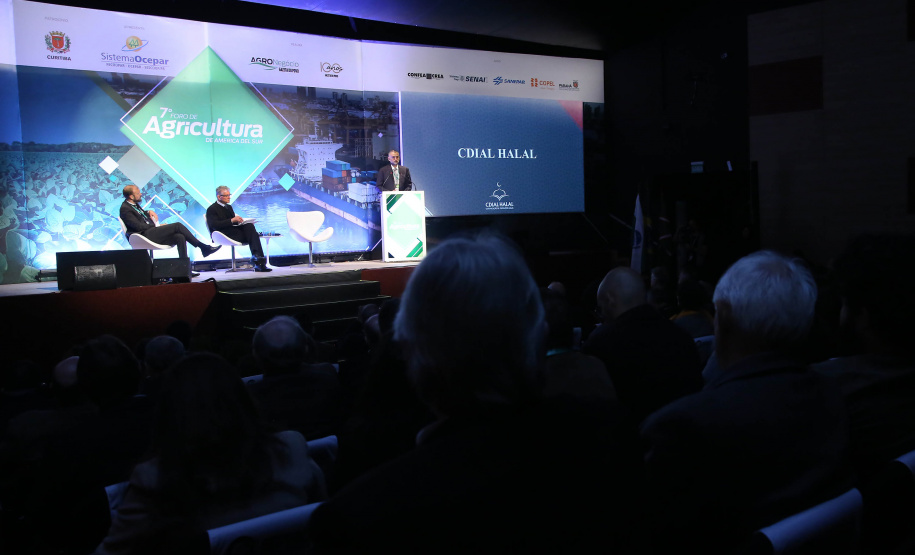 A capacidade do Brasil, e particularmente do Paraná, de produzir alimentos de qualidade e de conquistar mais mercados pelo mundo foram destacados pelo secretário da Agricultura e do Abastecimento, Norberto Ortigara, no 7