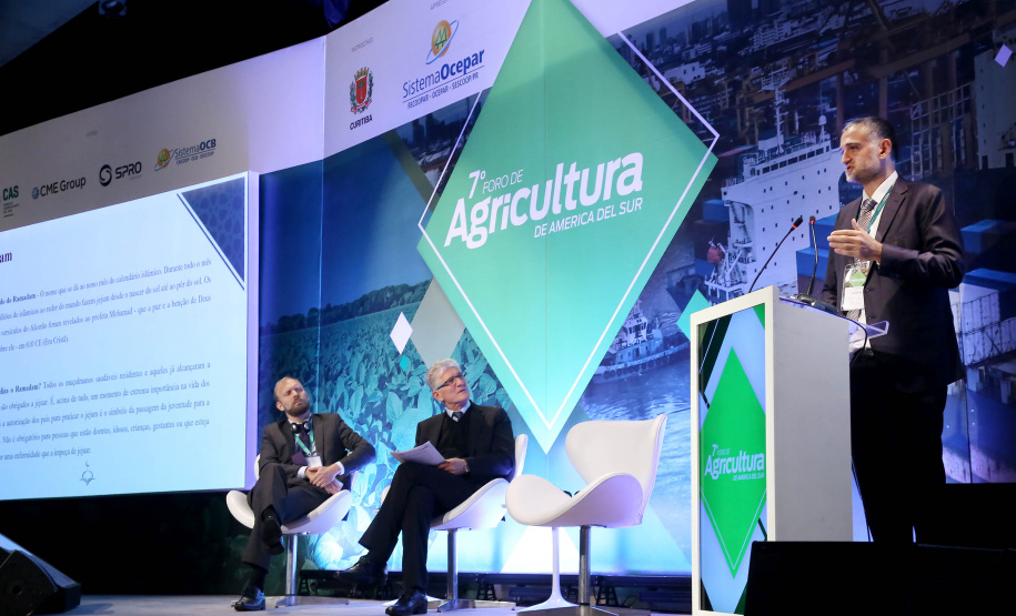 A capacidade do Brasil, e particularmente do Paraná, de produzir alimentos de qualidade e de conquistar mais mercados pelo mundo foram destacados pelo secretário da Agricultura e do Abastecimento, Norberto Ortigara, no 7