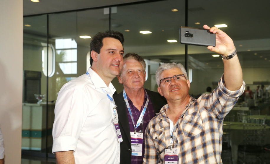 Governador Carlos Massa Ratinho Junior participa do 10º Congresso Nacional Moveleiro, em Arapongas, no Norte do Paraná. Foto: Gilson Abreu/AEN