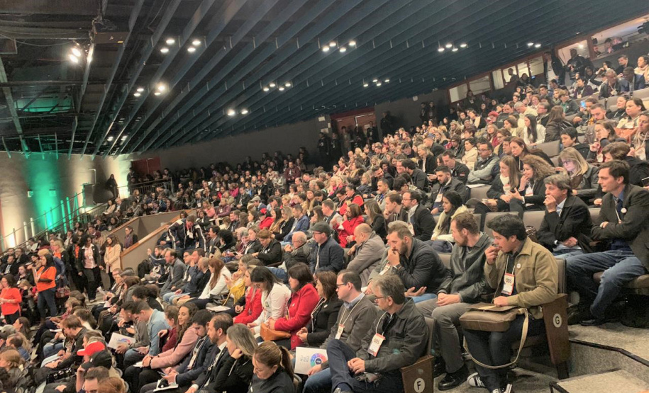 A Secretaria da Justiça, Família e Trabalho do Paraná foi a vencedora do prêmio Sesi ODS – Objetivos de Desenvolvimento Sustentável 2019 na categoria Poder Público, com o programa Renda Agricultor Familiar, que beneficia 5.600 famílias rurais em situação de vulnerabilidade social de 156 municípios paranaenses. A revelação dos vencedores foi realizada nesta quinta-feira (05), em solenidade no Campus da Indústria, em Curitiba. Foto: Divulgação/SEJUF