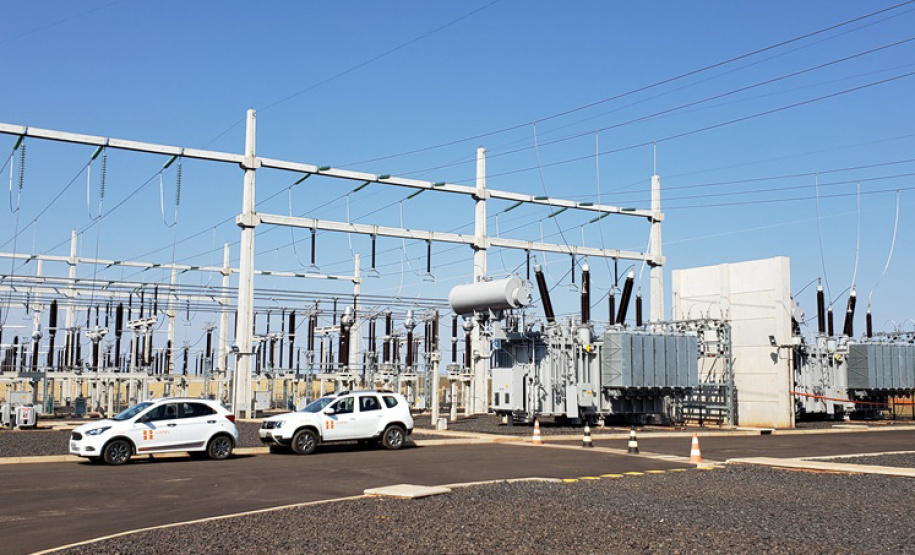 A Copel colocou em operação a nova subestação Andirá Leste, no Norte do Paraná. A nova instalação assumirá parte da carga hoje atendida pela rede básica de Ibiporã e de Figueira, aumentando a confiabilidade da rede de transmissão de energia na região. O início de operação ocorreu sábado (7).Foto: Divulgação/Copel