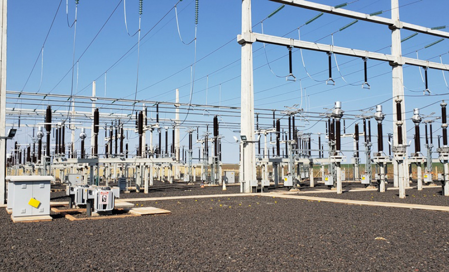 A Copel colocou em operação a nova subestação Andirá Leste, no Norte do Paraná. A nova instalação assumirá parte da carga hoje atendida pela rede básica de Ibiporã e de Figueira, aumentando a confiabilidade da rede de transmissão de energia na região. O início de operação ocorreu sábado (7).Foto: Divulgação/Copel