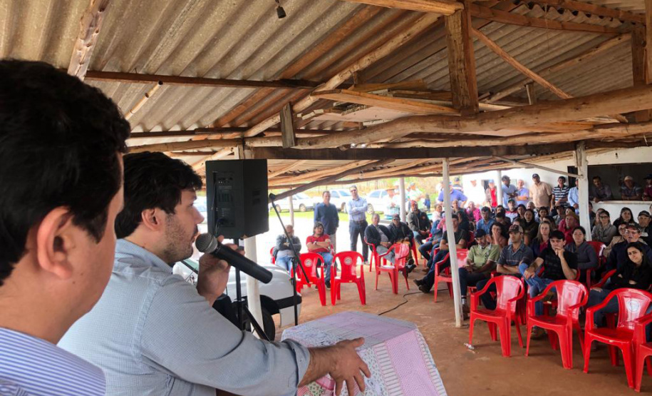 O Instituto de Terras, Cartografia e Geologia do Paraná (ITCG) assinou um Termo de Cooperação para que seja concluído o processo de reforma agrária e regularização fundiária dos assentamentos Norte Sul e Novo Horizonte, entre os municípios de Cafeara e Santo Inácio, no Noroeste do Estado, com anuência da Superintendência do Instituto Nacional de Colonização e Reforma Agrária (Incra). Foto: Divulgação/ITCG