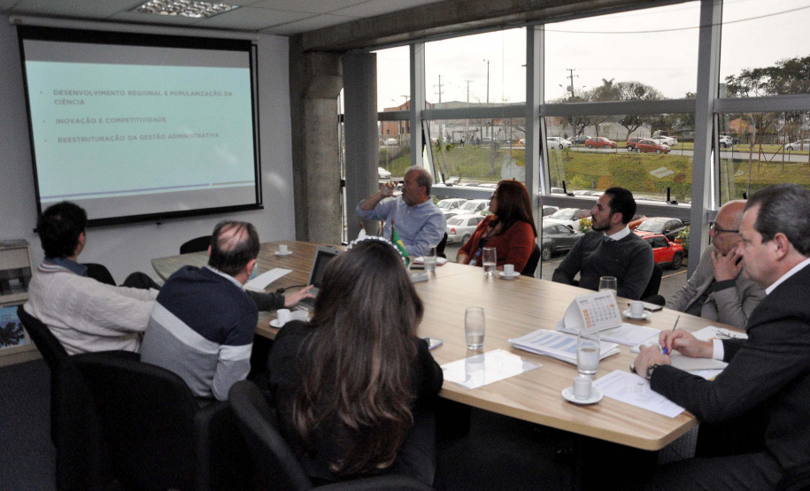 Governo e Cedes discutem ações universidades em prol dos ODS. Foto: Divulgação/SETI
