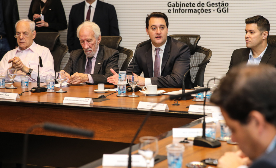 O Governador Carlos Massa Ratinho Júnior, durante reunião com a equipe de governo. 09/09/2019 - Foto: Geraldo Bubniak/AEN