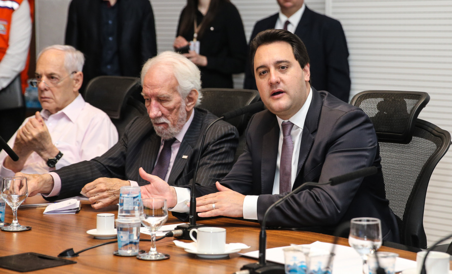 O Governador Carlos Massa Ratinho Júnior, durante reunião com a equipe de governo. 09/09/2019 - Foto: Geraldo Bubniak/AEN