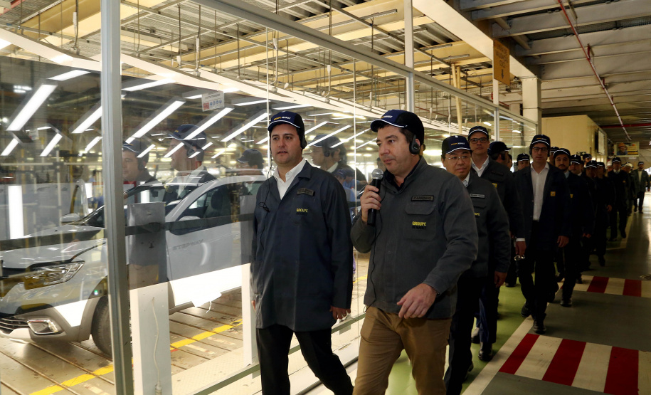 O governador Carlos Massa Ratinho Junior reforçou nesta quarta-feira (11) a determinação do Estado em apoiar iniciativas para ampliar a mobilidade sustentável no Paraná. Ele esteve no Complexo Ayrton Senna, que abriga quatro fábricas da Renault, em São José dos Pinhais, na Região Metropolitana de Curitiba.Foto Gilson Abreu/AEN