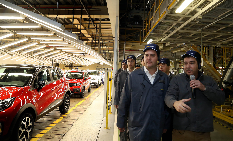 O governador Carlos Massa Ratinho Junior reforçou nesta quarta-feira (11) a determinação do Estado em apoiar iniciativas para ampliar a mobilidade sustentável no Paraná. Ele esteve no Complexo Ayrton Senna, que abriga quatro fábricas da Renault, em São José dos Pinhais, na Região Metropolitana de Curitiba.Foto Gilson Abreu/AEN