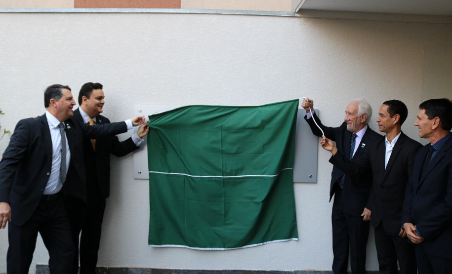 Novos contratos de leniência e a intensificação da fiscalização sobre o serviço público estadual levaram a Controladoria-Geral do Estado a reestruturar a área de corregedoria, com novo espaço e mais servidores.

A inauguração oficial das novas dependências ocorreu nesta quinta-feira (12), com a presença do vice-governador Darci Piana, do controlador-geral do Estado, Raul Siqueira, e funcionários da CGE. Foto: Camila Tonetti/Vice-governadoria