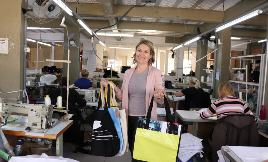 Sonia Kiopik, fundadora e proprietária da Ecofábrica Bolsas Ecológicas, empresa que recebeu apoio da Intec.