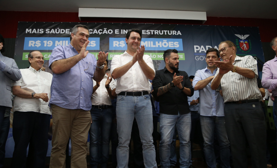 O governador Carlos Massa Ratinho Junior autorizou nesta quinta-feira (12) a liberação de cerca de R$ 20,9 milhões para a ampliação do atendimento da Santa Casa de Paranavaí. Do total, R$ 19,6 milhões são para aquisição de equipamentos para a nova ala do hospital, a Unidade Morumbi. O restante será usado na construção da área que receberá o laboratório de Análises Clínicas do complexo. Foto: José Fernando Ogura/AEN