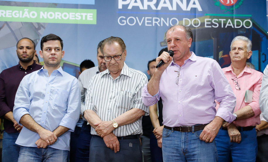 O governador Carlos Massa Ratinho Junior autorizou nesta quinta-feira (12) a liberação de cerca de R$ 20,9 milhões para a ampliação do atendimento da Santa Casa de Paranavaí. Do total, R$ 19,6 milhões são para aquisição de equipamentos para a nova ala do hospital, a Unidade Morumbi. O restante será usado na construção da área que receberá o laboratório de Análises Clínicas do complexo.