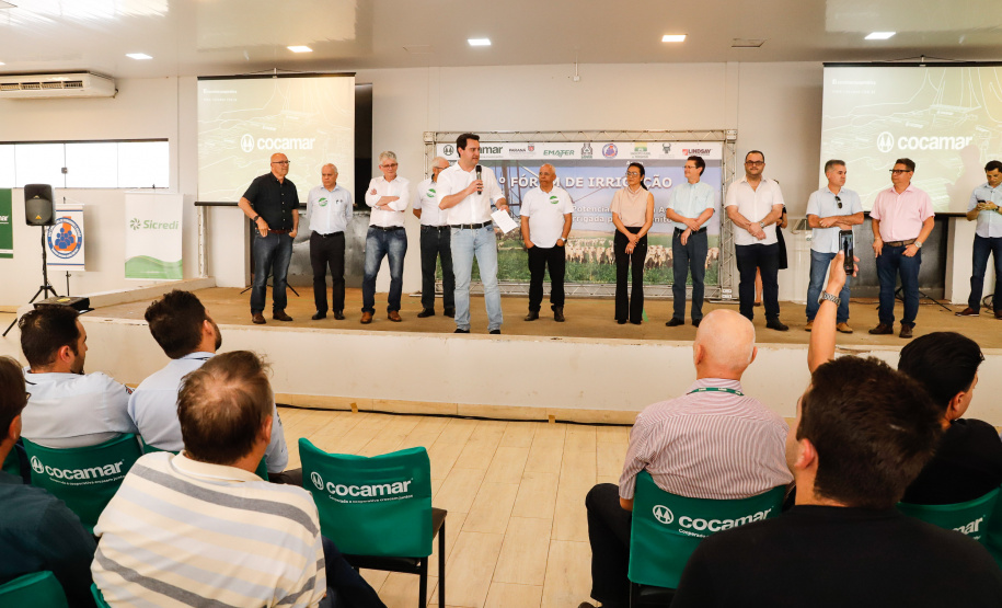 O governador Carlos Massa Ratinho Junior lançou nesta quinta-feira (12), em Paranavaí, o Programa de Irrigação, que tem como objetivo aumentar a produtividade agrícola e potencializar a produção do Paraná