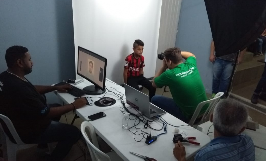 Em Almirante Tamandaré, município da Região Metropolitana de Curitiba, a 15ª edição do Paraná Cidadão na gestão do governador Carlos Massa Ratinho Júnior registrou quase 17 mil atendimentos no Ginásio de Esportes Buzatão. Foto: Divulgação/SEJUF